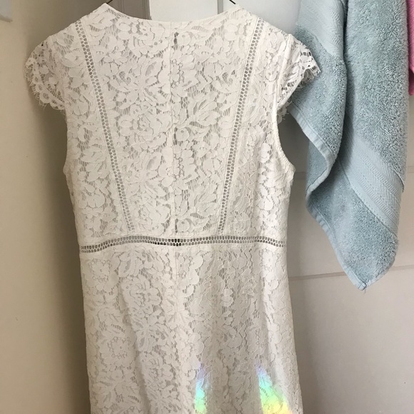 Tobi Sophia Ivory Shift Dress - Picture 5 of 5